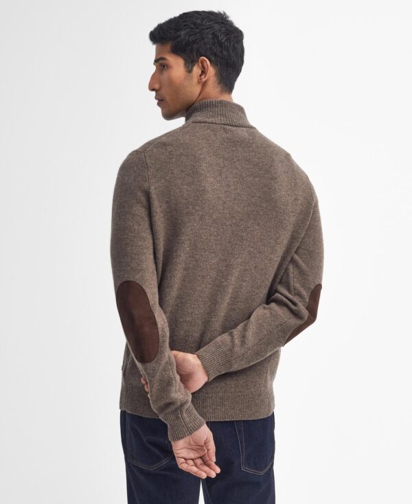 Barbour Ess Patch Half Zip Dark Stone - Bild 7